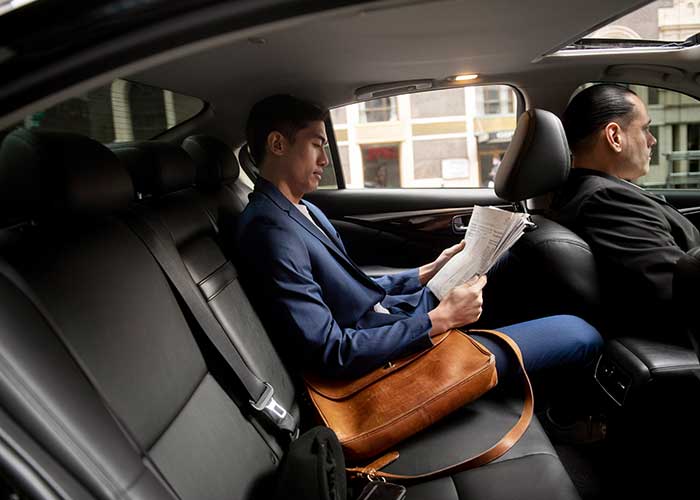 Luxury Airport Limousine Transfer Dubai